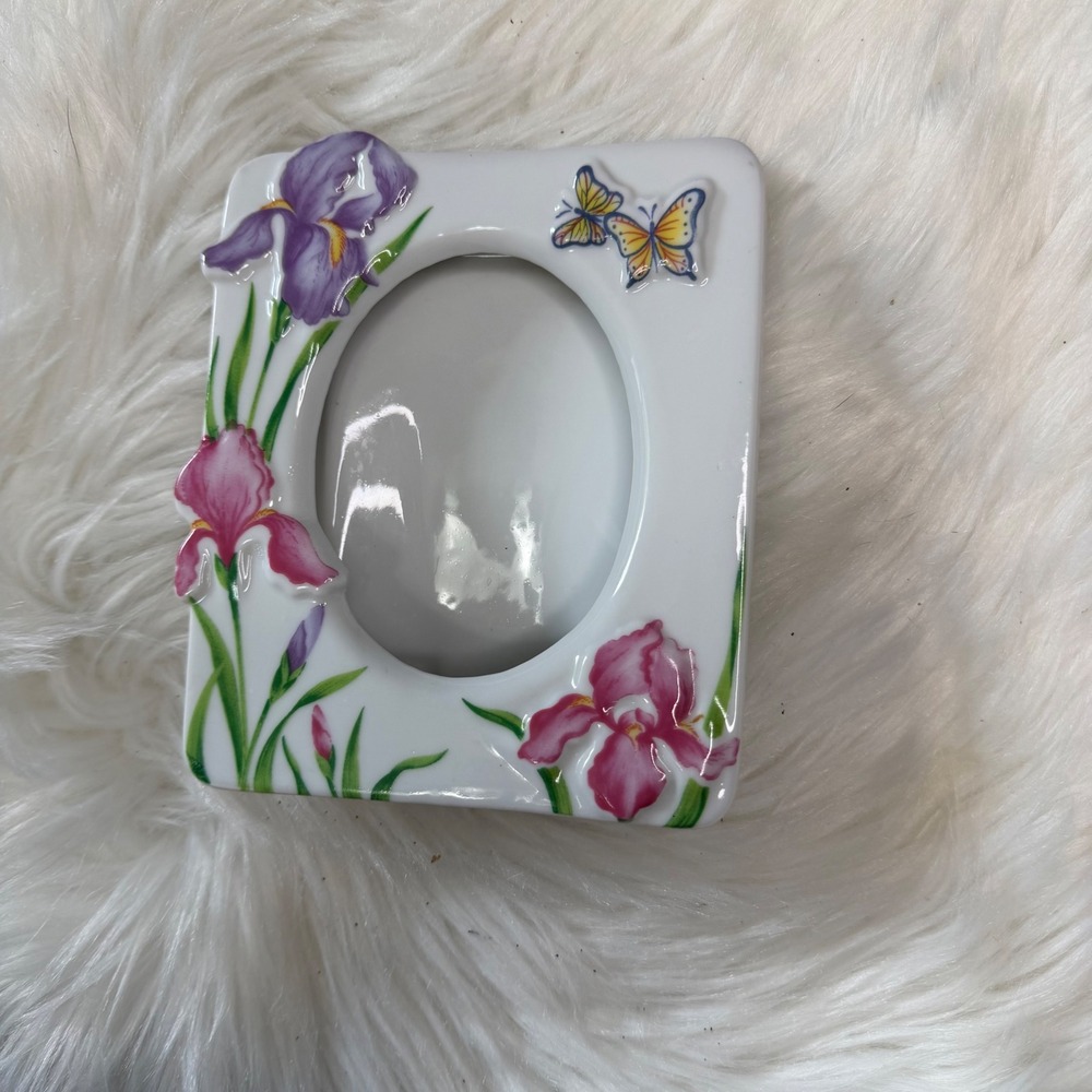 Vintage 90's - Ceramic Floral Butterfly Picture Frame Cottagecore Whimsy